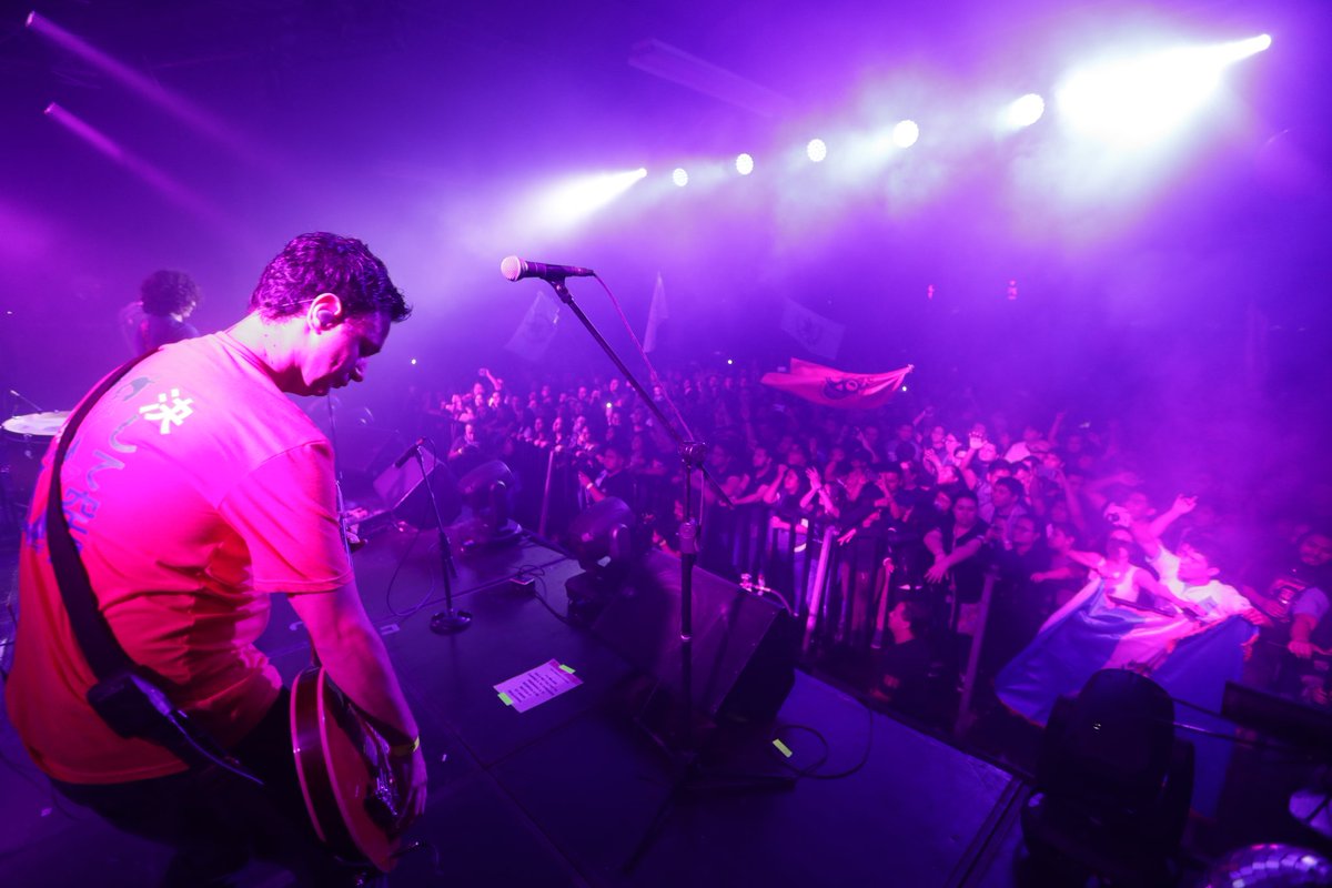 MusicaLibrePL's tweet photo. ¡Qué show! El #FestivalDeIndependencia2018 no podía terminar mejor.

@Tambordlatribu cierra esta velada con energía, visuales, buena vibra y excelente música

📷 @KenethCruz_PL @prensa_libre https://t.co/i7kyrtER43