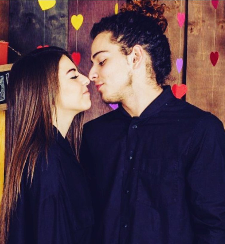 VanevaldezC_'s tweet photo. Perdón por ser una "traumada" pero es la relación más sincera , Bonita y con sentimientos REALES  que a tenido Brandon ♥️ https://t.co/7jUO3csyRO
