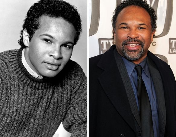 MsMJJ4ever's tweet photo. Retweet if you're proud of Geoffrey Owens for being a hard working, black King. ❤👑❤ https://t.co/pdOpsaIbyk