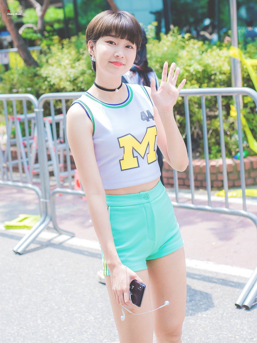 lee hye bin meme pict lee hye bin meme pict