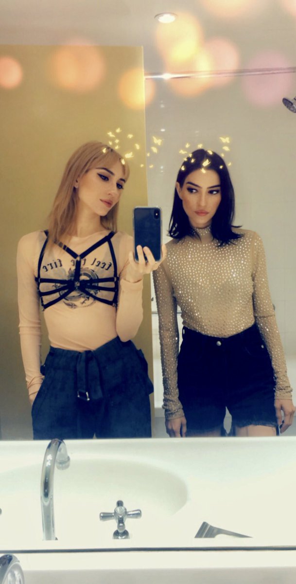 THE VERONICAS tweet media