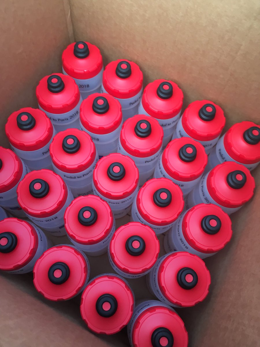 ManpowerPedals's tweet photo. Thank you for keeping us hydrated @winstonandstrawn! #winstonandstrawn #PedaltoParis #Cycling #ManpowerPedals https://t.co/8rCQoKam0O