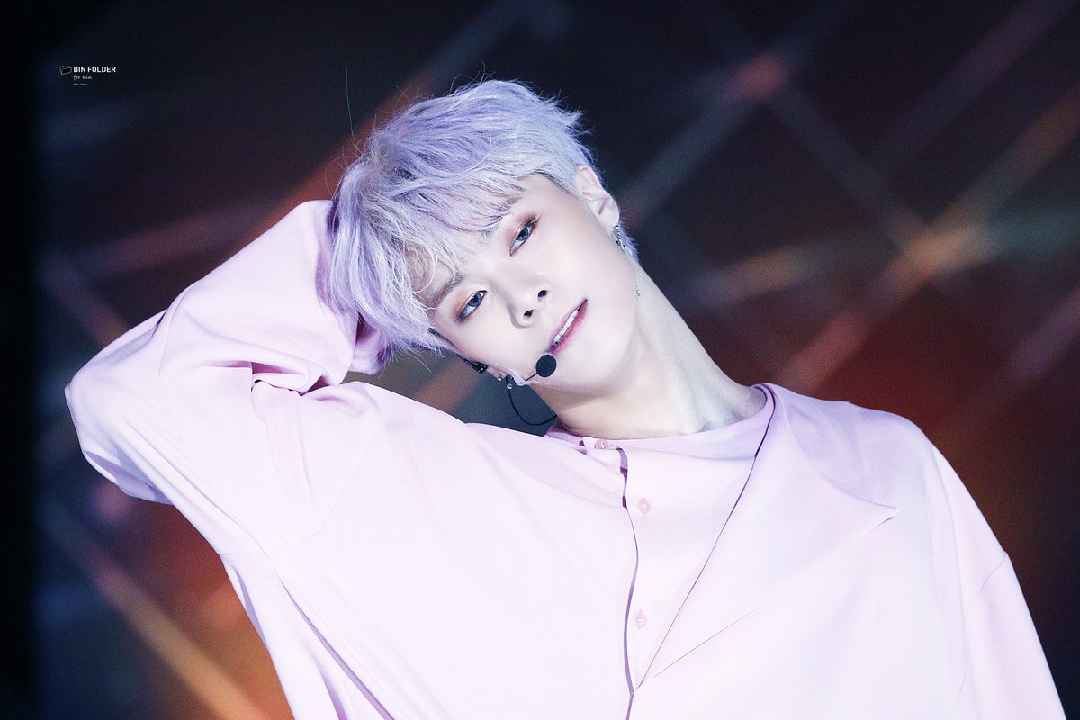 bin_folder's tweet image. [HQ] 180901 인천한류콘서트 INK 아스트로 문빈

세로로 봐도 가로로 봐도 요정 맞잖아😍
@offclASTRO

#아스트로 #문빈 #ASTRO #Moonbin #인천한류콘서트 #INK #ムンビン