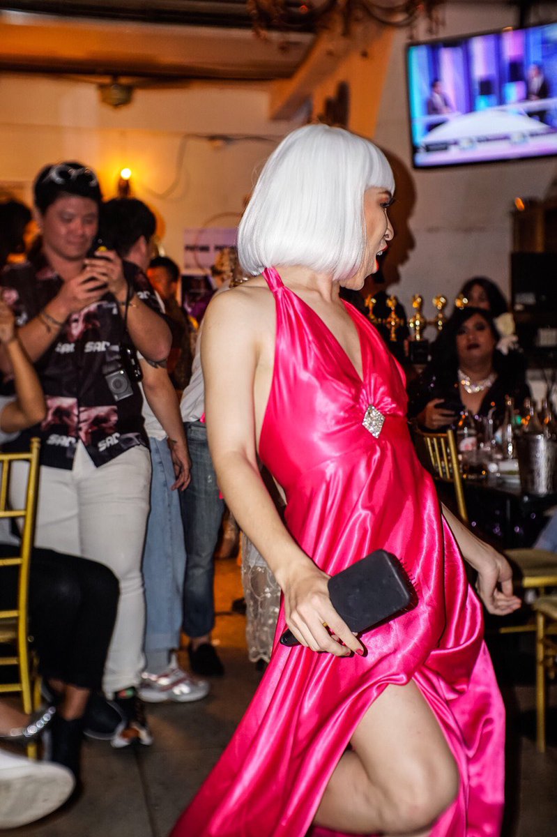 chonlakarnly's tweet photo. Command their attention. Attitude is everything on the floor. #BorBirdBDay #BORroom #BangkokisBurning https://t.co/1rLe3TYISo