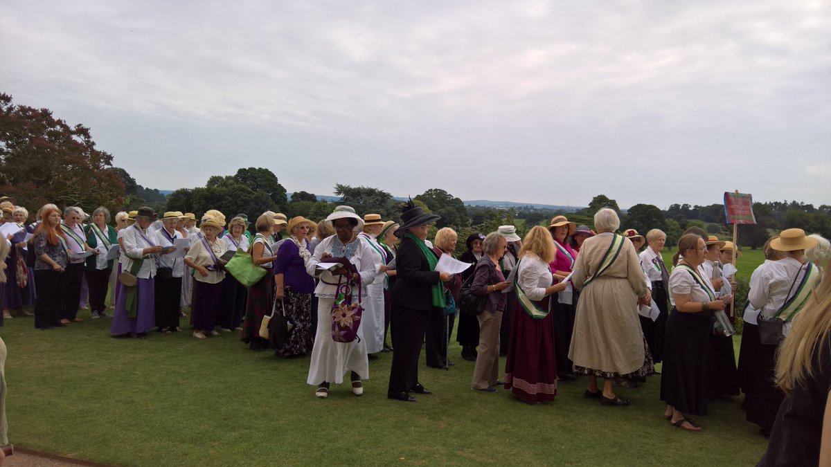 PrincessHamira's tweet photo. Singing the Women's Marseillaise @NTKillerton #OnTheMarch #VotesForWomen #DevonWI https://t.co/Y4dFplaGZD