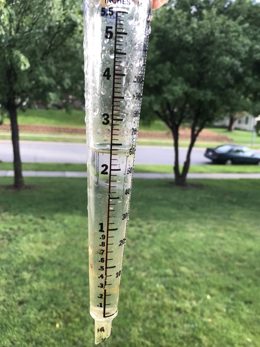 Nwent's tweet photo. @rustywx reporting from the #highlands #measureable https://t.co/HUcgO6lLSU
