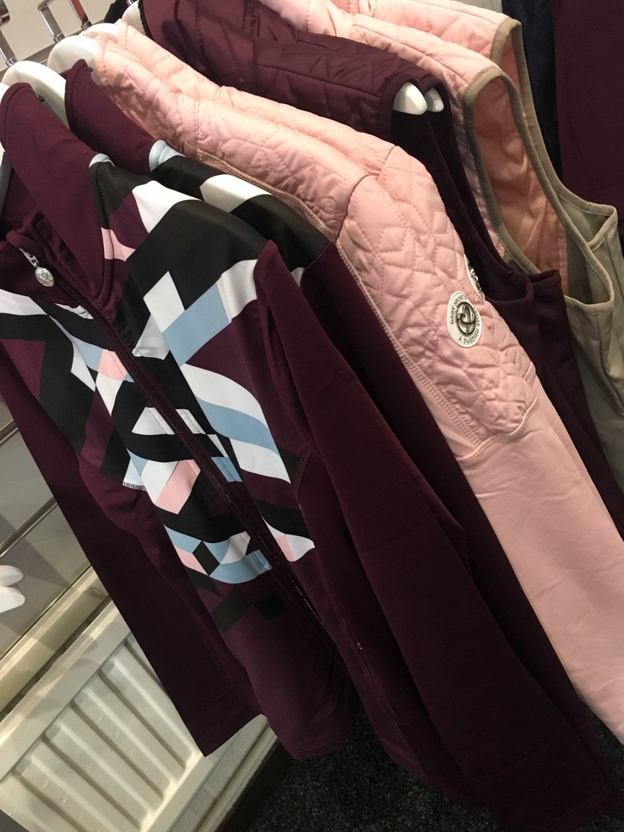 IlkleyGolfShop's tweet photo. Sneak peek of the @Daily_Sports_UK Autumn/Winter Collection. All ready for the Ladies Open tomorrow! 🍂❄️⛳️ https://t.co/hcyRrIh8wH