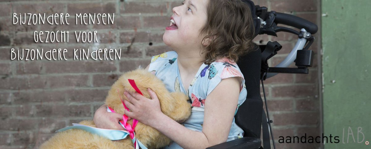 Bijzondere mensen gezocht voor bijzondere kinderen!
Wij zijn op zoek naar professionals die met kennis, hart én aandacht het verschil voor onze EMB kinderen willen maken. Klik hier voor de vacatures: aandachtslab.nl/solliciteren/
