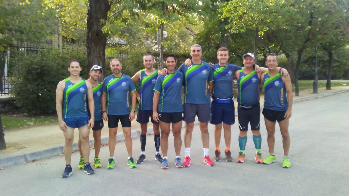 cdlosvalientes's tweet photo. Comienza la temporada de Los Valientes, a quemar km de cara al @MaratonSevilla #CdLosValientes https://t.co/8oWEdL4gD4