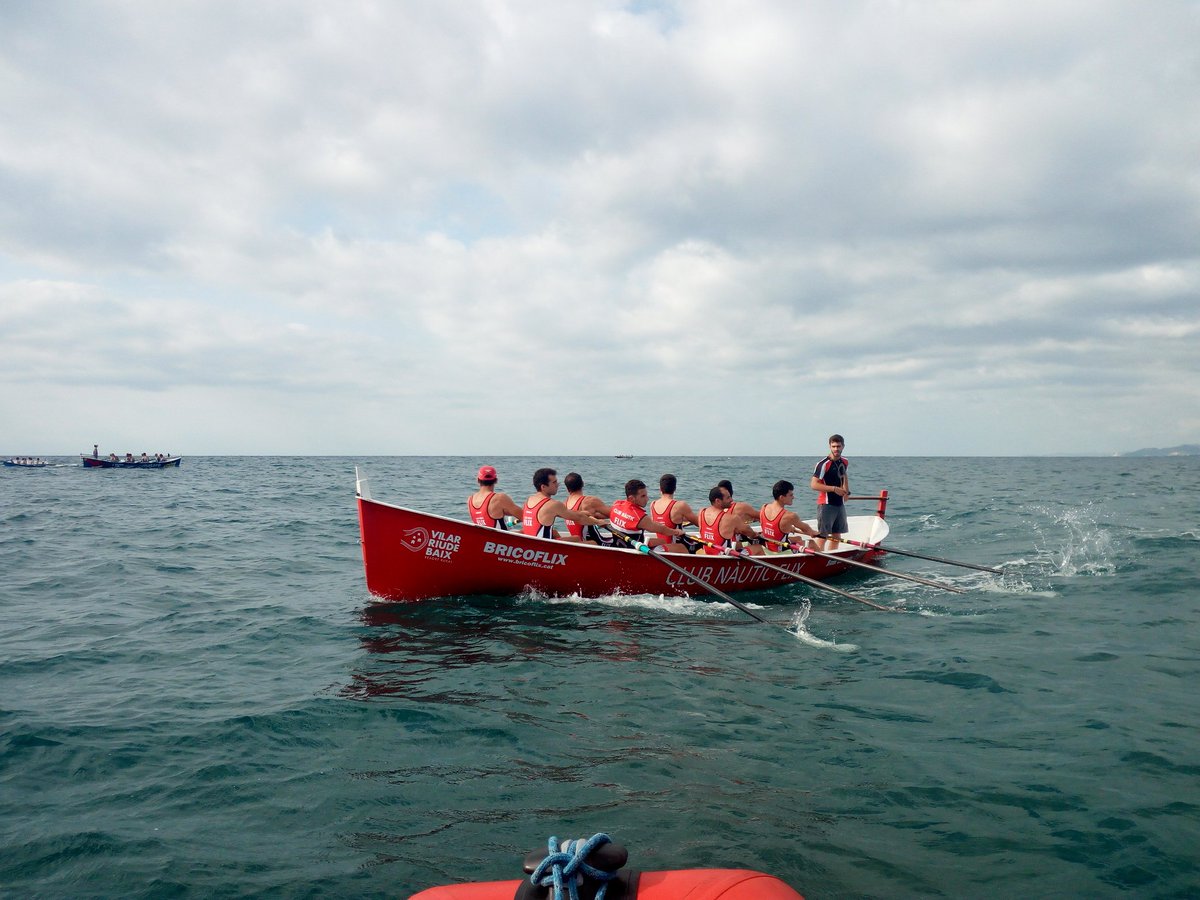 remcatalunya's tweet photo. La darrera Regata dela Lliga de Llagut #LlLagut disputant mes FINALS @Cambrils @UFECcat  @esportcat @xarxadelport  @Diari_Esports @parlemdesports @Esports_bdncom @Ventdestrop https://t.co/Z8Q7G84CT2
