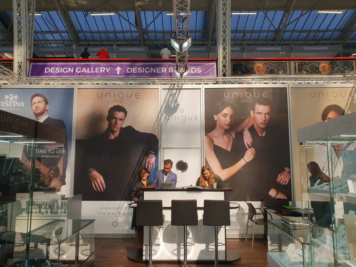 Unique & Co. tweet media