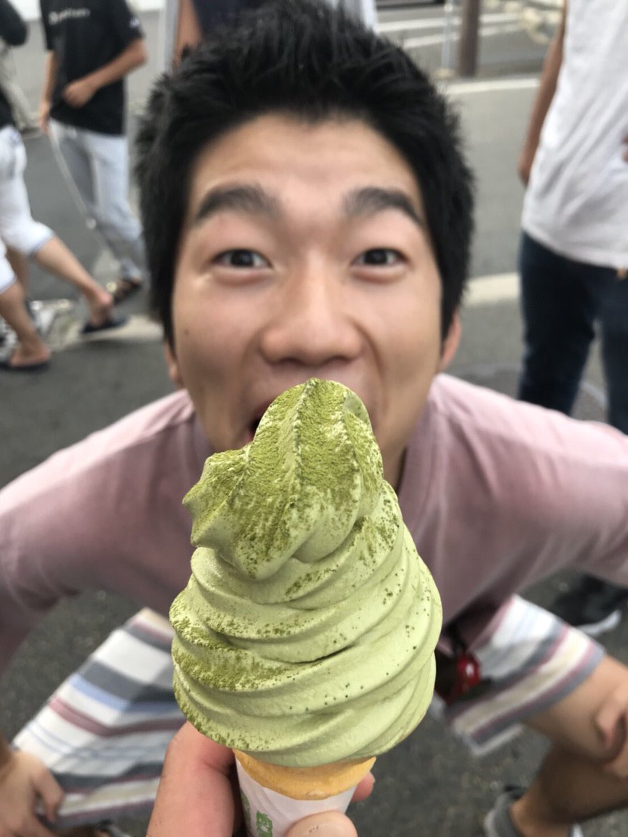 volleyball_dome's tweet photo. 【そういえばvol.2】
8月末に京都で行われた大会
#TisCup
名古屋からの刺客 ボールも単位も落とさねぇ。を背負った名城バレー部
落とさなかった結果 ベスト8👏
圧倒的体格差の中、最後まで頑張りました🦖
ベスト8の彼らが食べた抹茶アイスはほのかに汗の香りを帯びていた…🍵 https://t.co/li3siNj5qs