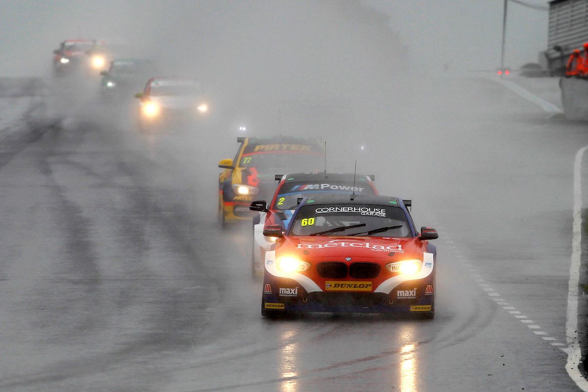 DBCoachworks's tweet photo. More frustration at @krcircuit as @StephenJelley admits he misses an opportunity to notch up his best #BTCC result https://t.co/Apkok8bU39 via @TouringCarTimes https://t.co/Qfv3V9mJO5