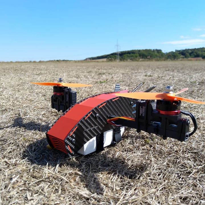 StefanSchnietz's tweet photo. Erstflug! Jetzt muss ich nur noch die PIDs in der Griff bekommen. Schaukelt sich etwas auf, wenn ich ihn in den Wind drehe.
#mfghembsen #maiden #rcexplorer #bicopter https://t.co/9OfCLocJsS