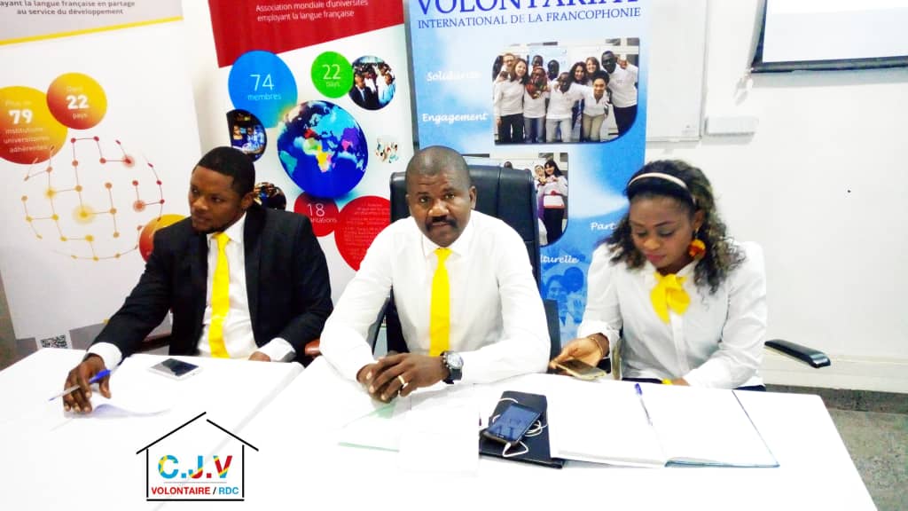 KiyambuPatrick's tweet photo. #RDC #Kinshsa le Coordonnateur National du @cjvrdc_ @A_Makuta22   clôture le mois International de la #Jeunesse et lance le projet #SpinOff nos remerciements à Mme @Muyumba  Présidente de l'Union panafricaine de la jeunesse @KatengoMafo @cenirdc @EbambiKatalayi 
#Preingeindou https://t.co/jGqpulCgcO