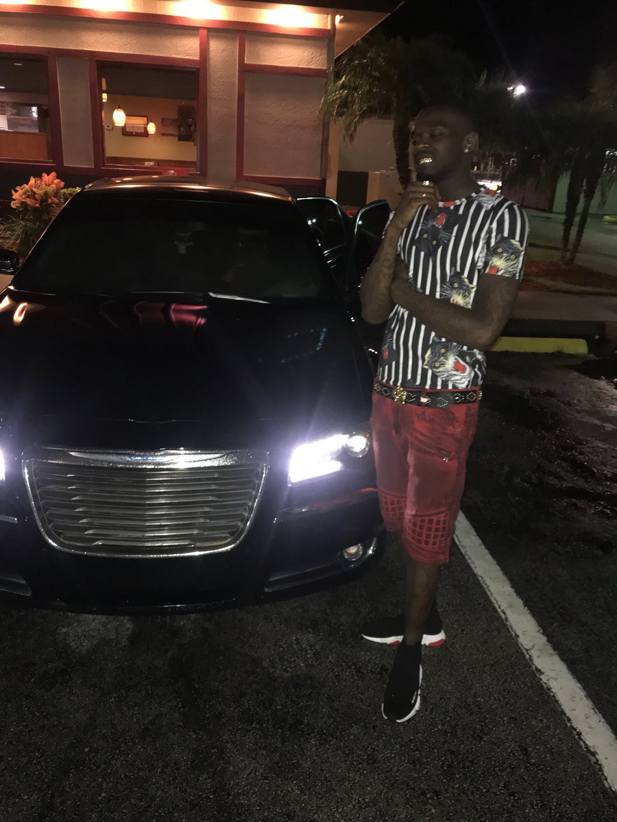 jitblood55's tweet photo. ❌🧢⭐️ https://t.co/08wKUplYLI