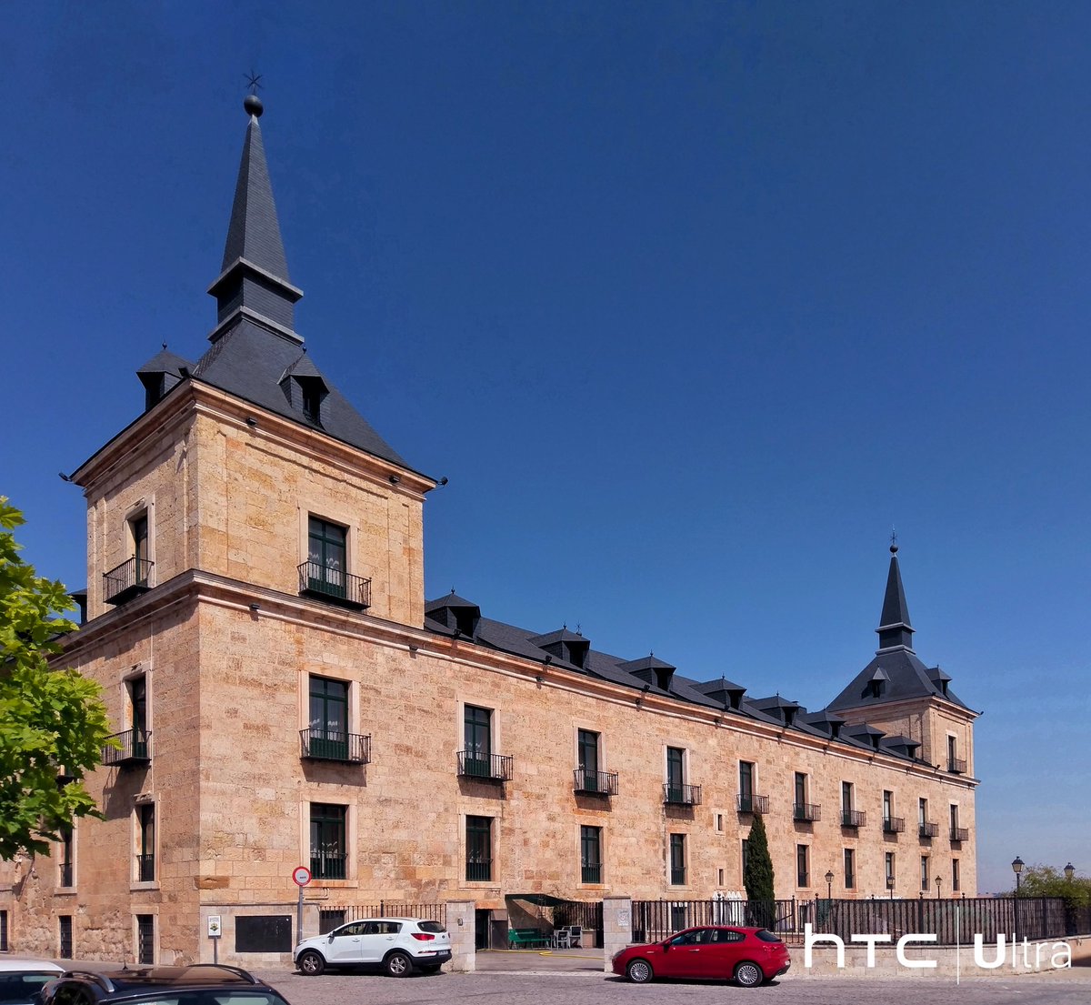 d_guija's tweet photo. Lerma #oneography #shotonhtc #uultra #quietlybrilliant #brillantu #lerma #spain #burgos #landmark #monument #palace #instamobile #instagramers #travel #worldheritage @htc @htc_es @htc_dach @htcelevate https://t.co/O9aEq6W9ho