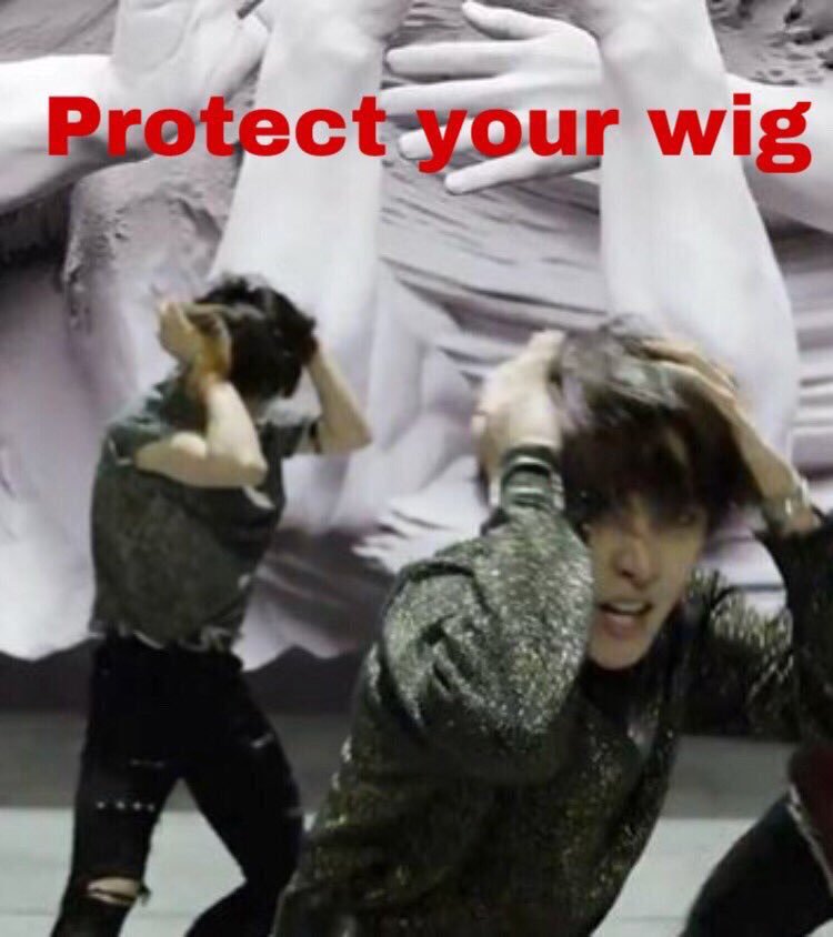 neel_ella's tweet photo. iM ScREAMing @BTS_twt 
#HopeOnTheStreet https://t.co/tjNHMD4Bz0