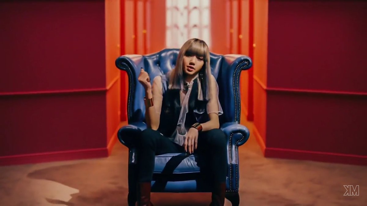 DaRkM0wcuuH's tweet photo. 🎶make 'em whistle like a missile...
BOMB 💣💥 BOMB💣💥 🎶
#LISA #BlackPink #Whistle #Wisol #WiPadamPadamPadam https://t.co/DzPd6YUiQN