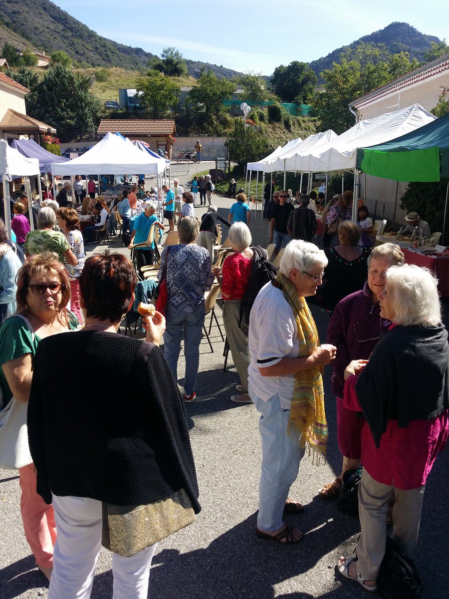 MonchoSolo's tweet image. A Livres Perchés Lardier les Valença #PeloetLua #roman #Livre #Editions Les Orfèvres @IsulaProd @AudreyHarelCas @librairiefrance @musanostra @FranceBleuRCFM