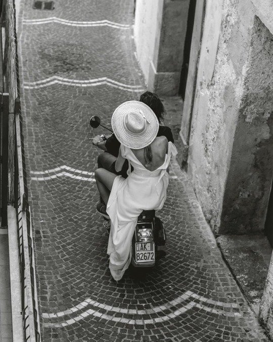 Intornoai50's tweet photo. Let's go away
#SundayHat https://t.co/HNB0PiA8jX