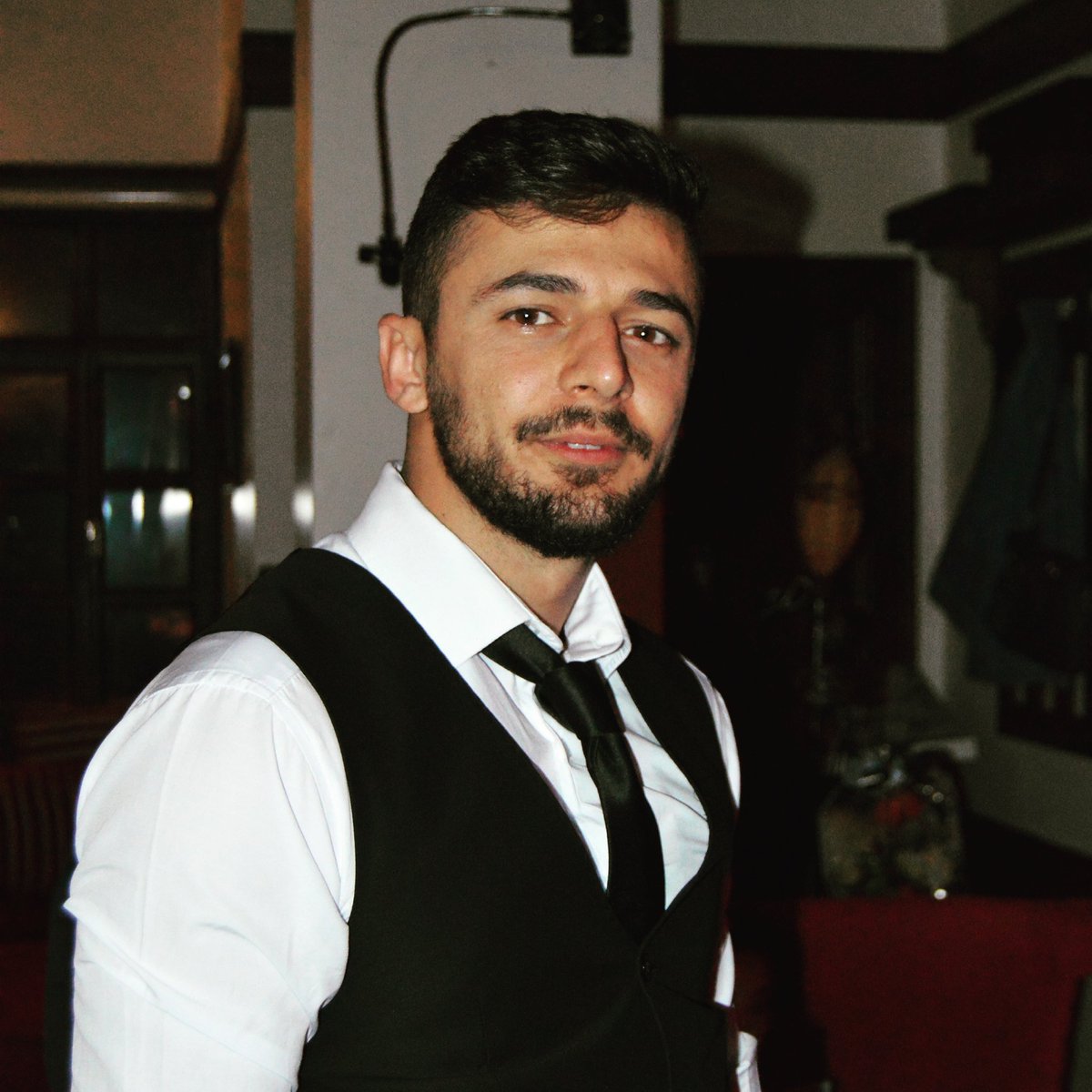 umutparla's tweet photo. #YeniProfilResmi https://t.co/PFFIUvGgR7