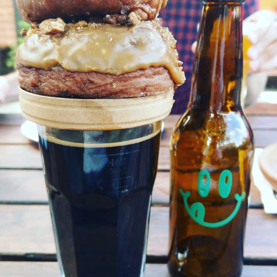 NRbeerweek's tweet photo. #NCBW2018 and the @FatCatTap guys are cracking on with Omnipollo - Served! Where else are you going to get a burger served on top of your beer today? 

Image credit: Ian Rose 👌 https://t.co/y22Z6odkue