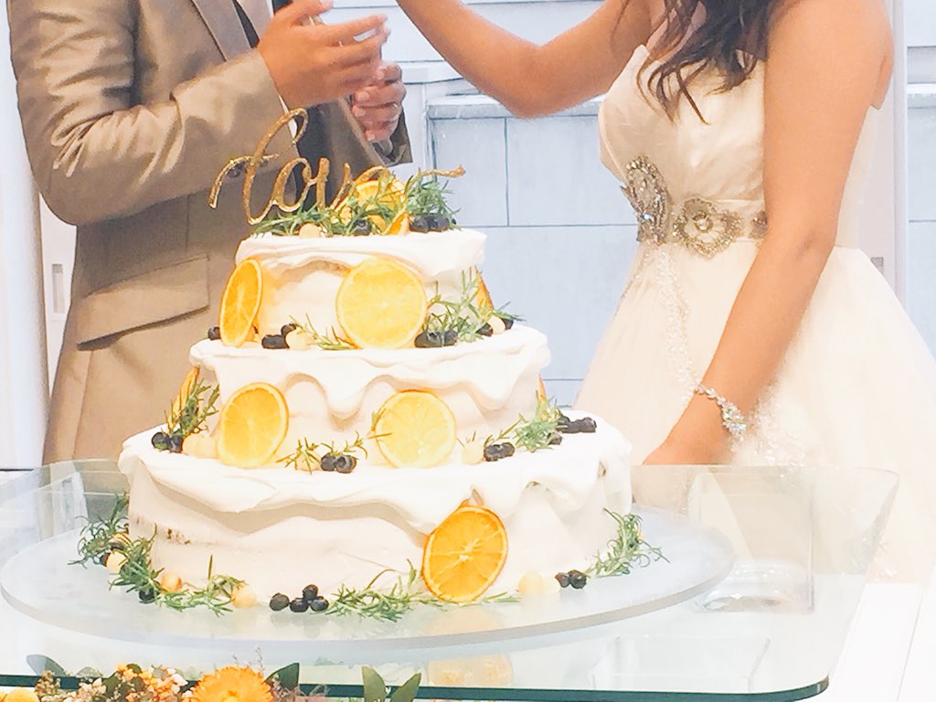 tssg34's tweet photo. 大好きな大好きな同期の結婚式でした😭💒💓
幸せをありがとう😂！
明日からも頑張れる😍💓 https://t.co/dI4Lf70dZH