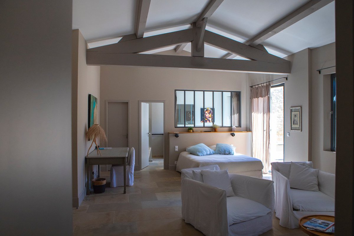 luckymornings's tweet photo. Partir en septembre, qui nous suit ? https://t.co/Ak7SJUMRj7 #lamagnaneriedelisle #lislesurlasorgue #maisonsdhotes #luberon @lislesursorgue  @LuberonProvence @laprovence @Tourisme_PACA https://t.co/wnAoeHZd3G