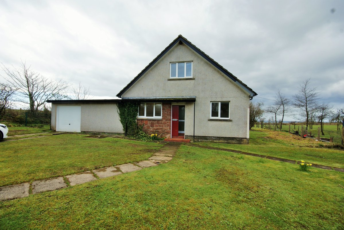 North_Ayrshire's tweet photo. 🏠Kilmory Schoolhouse, Arran, is our latest #ShowcaseProperty available for sale. The detached villa features three double bedrooms, ground floor bathroom, large gardens and sea views. For more information visit: https://t.co/DcQ7qOeEnm https://t.co/NCeegP1MYB