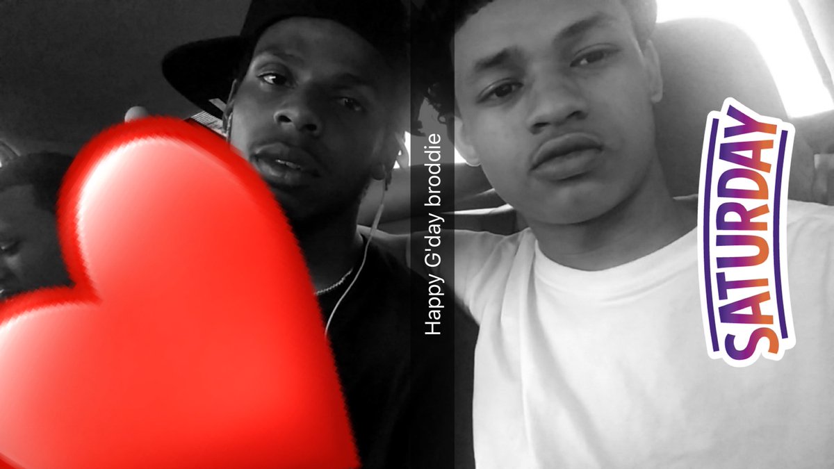 _Theartless_'s tweet image. Happy GDay brudda , nigga miss you son 💔we’ll be back soon ❤️💯#FreeRellTheMenace #FreeRell ❤️💔💯