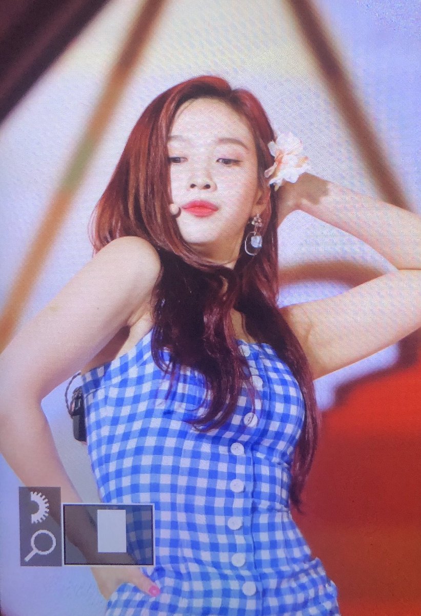 Pumpkin960903's tweet photo. 180902 #조이 https://t.co/rqVDy7bzZL