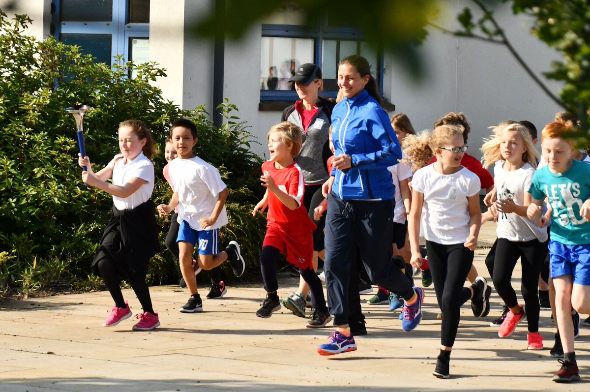 DunbarPrimary's tweet photo. A few more fantastic photos from #ThePeaceRun event with P5 & P7 pupils. A beautiful #SunnyDunny morning! Our visitors thanked our pupils for a lovely warm welcome to @DunbarPrimary 😀 https://t.co/c6G6l5NJiK