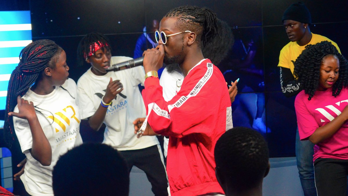 djruffkenya's tweet photo. He is a rising artist and very very gifted. Kevochi now live on stage on Pambio Live show. #PambioLive https://t.co/Uxhr6YYnB4