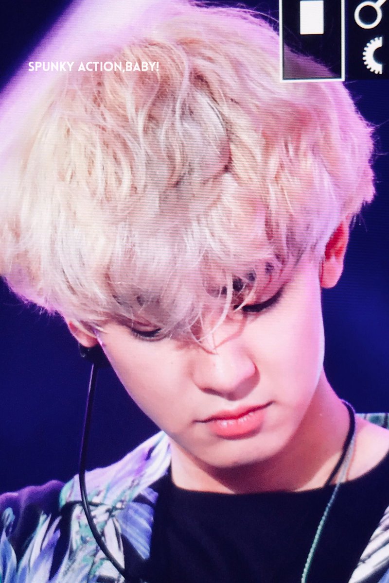hot_pcy_pict's tweet photo. Is he even real????!!?!?!

cr.Spunky action,baby! #EXO_IncheonSkyFest https://t.co/izBTZVGsUP