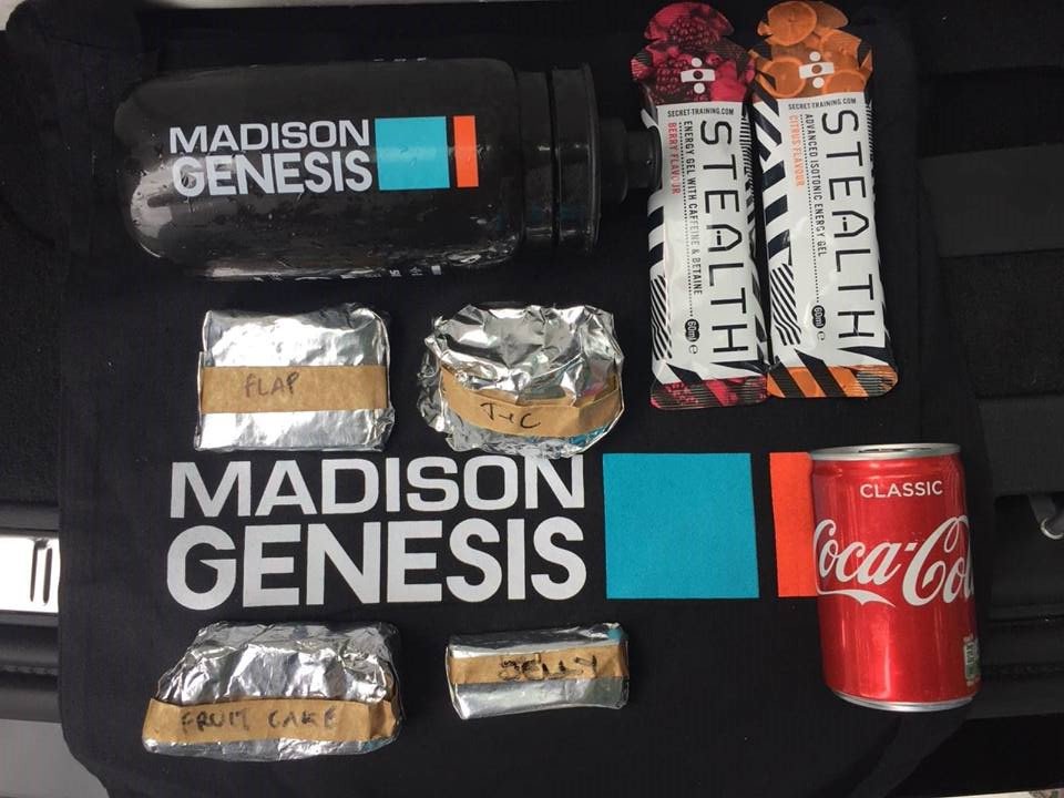 #TourOfBritain feed zone competition 🏆🍽️

It's lunch time for the riders at the <a href="/TourofBritain/">Lloyds Tour of Britain</a> so here's a chance to win some some goodies from <a href="/secretrainingcc/">Secret Training</a>!

Simply RT to enter and we'll pick a winner at the end of the stage #OVOToB #ToB18