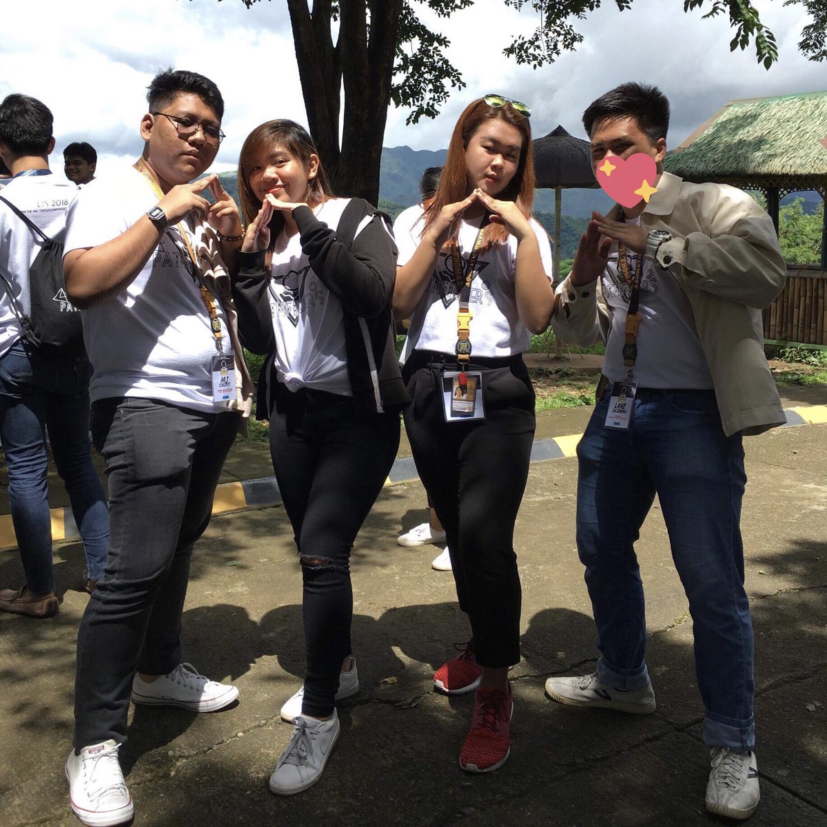 lanzmnl5's tweet photo. #USTSHSLTS2018 #Pathfinders2018
AAAAAHHHHHH, TO THESE PEEPS, SALAMAAAAAAT :<<<
Sana may monthly LTS tapos walang iniisip na hahabulin na mga namiss na acads pag uwi tapos happy lang walang ending tapos hindi yun matatapos :’—(( https://t.co/QwnlF1fJDx
