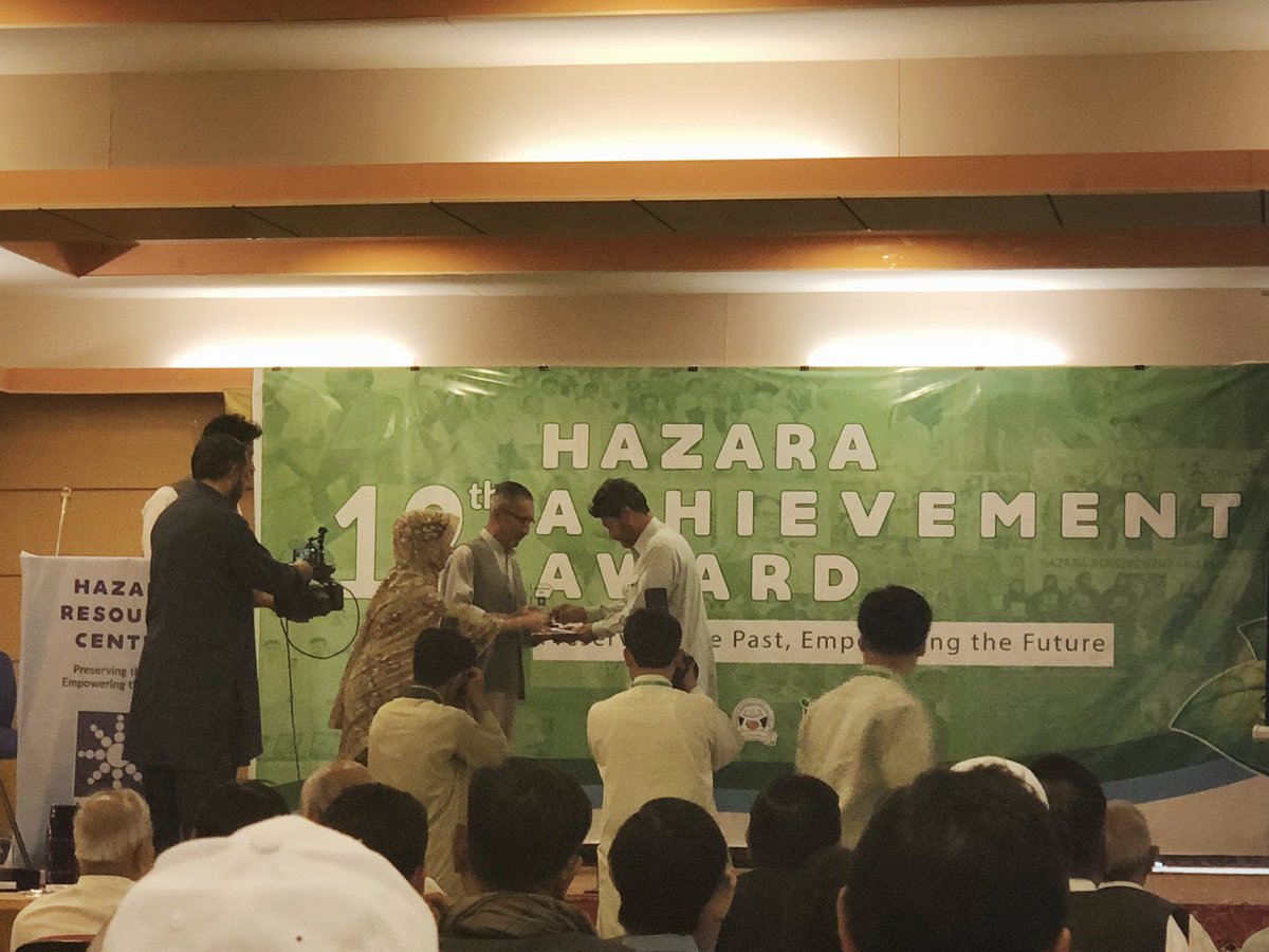 mehmoodAliii's tweet photo. Zia Ul Hassan receiving award for role model in sports activism 2018

#HAA2018 https://t.co/ctbtvna8Bs