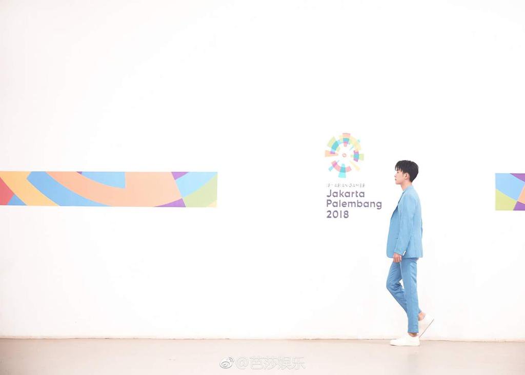 LuyenNgu's tweet photo. 等你啊 #JacksonYee #ClosingCeremonyAsianGames2018 . Love you my boy. https://t.co/TkdEvXjqPq
