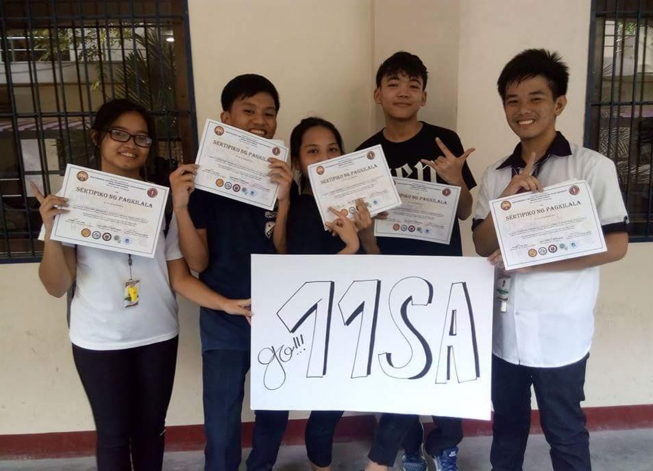 everandeverrome's tweet photo. buwan ng wikaaa #11SA
p.s. pinapakita ko lang talaga ung rep shirt ko sa 3rd pic https://t.co/4tZO1zT4x8