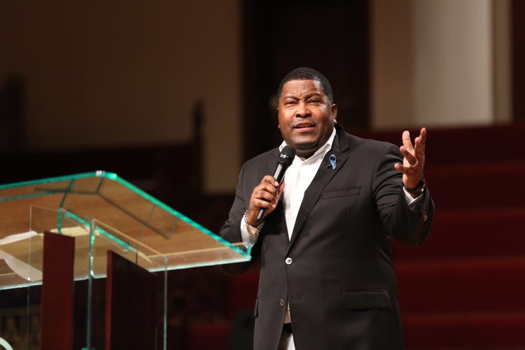 HOHATL's tweet image. Mental illness is a sickness just like cancer. Stop demonizing it and saying people who are suicidal don&apos;t have enough faith @edeweysmith