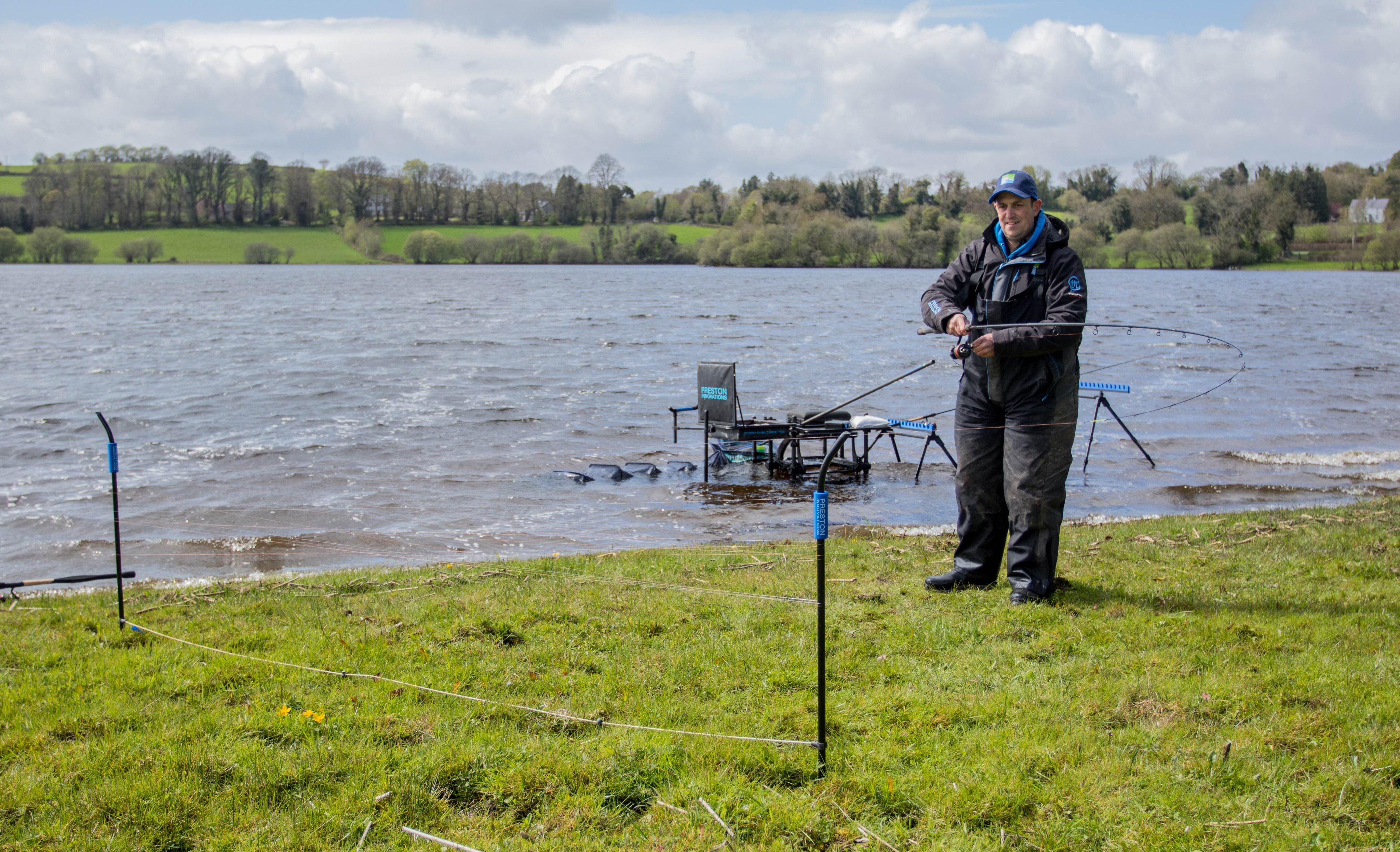 Preston Innovations on X: **NEW MEASURING STICKS** Every serious Feeder  angler needs a pair of these in their feeder armoury 💪🏼 NEW & IMPROVED  Measuring Sticks hitting shops mid-September 👍😎 #prestoninnovations  #measuringsticks #