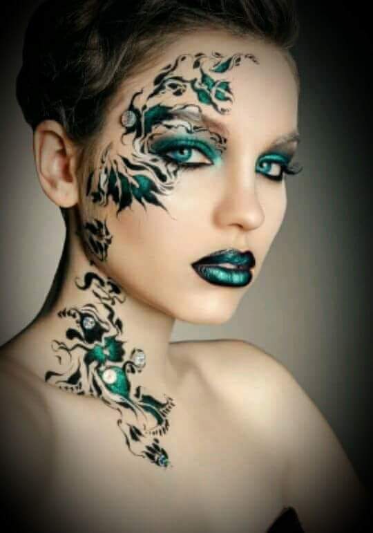 ول يشهدْ مسَّــــــــآئي ..!!
أنَ لگ في قلبي عبثٌ وأشتيآق ،،،
وگـ أني أشتآقگ رغــــــــمآ عني .