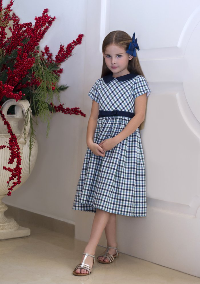 JamesGirone's tweet photo. #anavinicollection #aw18 Designer Says: ‘The prettiest plaids, the most luxurious smocking and exquisite details are in the new #fall2018collection!’ #girlsdresses #childrensfashion #childrensboutiqueclothing #kidsfashion #anavini https://t.co/hSWfZC1kN8 https://t.co/jPNwGhoBiC