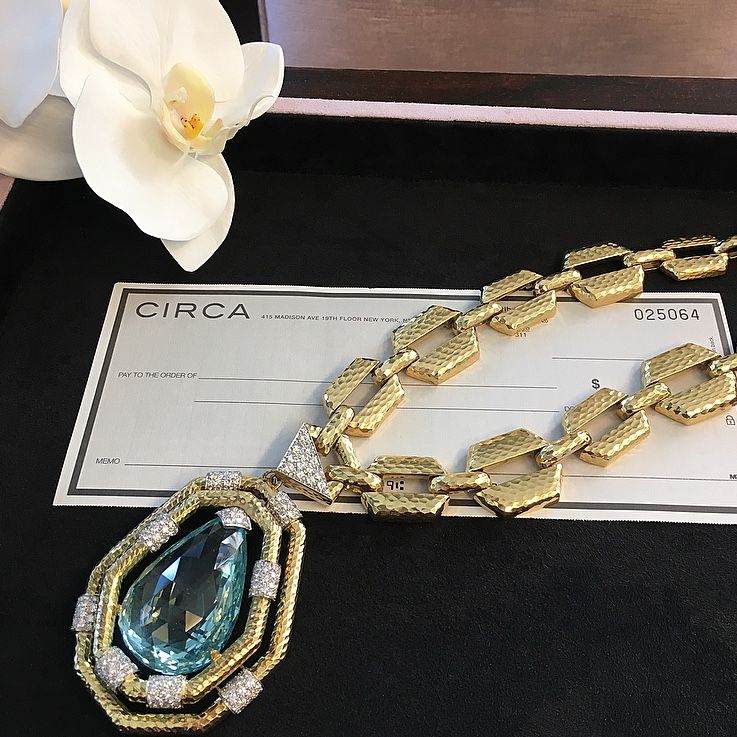 CIRCA_Jewels's tweet photo. Because Letting Go Should Be Rewarding. When you’re ready to sell the fine jewelry you no longer wear, we’ll be here. And we’ll have a check for you. #CIRCA #Worthmore #DavidWebb #aqua #selljewelry #immediatepayment https://t.co/rUMUdbYKR2