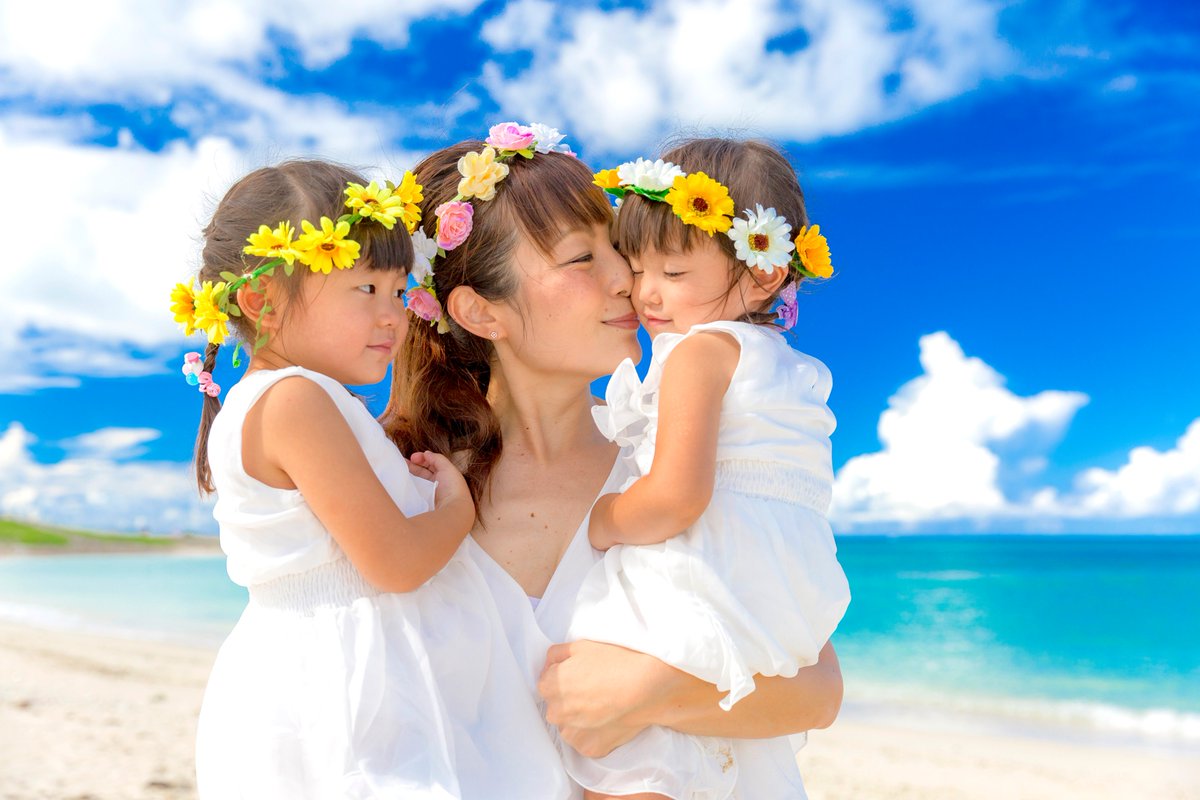 鈴木サラサ しばらく沖縄 בטוויטר 風は涼しいけど夏空が続く沖縄 夏休みすぎるもくもく入道雲 恥ずかしがり屋さんな姉妹可愛いかった 結婚式 写真 前撮り 結婚式前撮り マタニティ ニューボーン カップルフォト 家族写真 沖縄 出張撮影 出張
