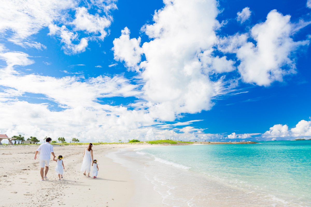 鈴木サラサ しばらく沖縄 בטוויטר 風は涼しいけど夏空が続く沖縄 夏休みすぎるもくもく入道雲 恥ずかしがり屋さんな姉妹可愛いかった 結婚式 写真 前撮り 結婚式前撮り マタニティ ニューボーン カップルフォト 家族写真 沖縄 出張撮影 出張