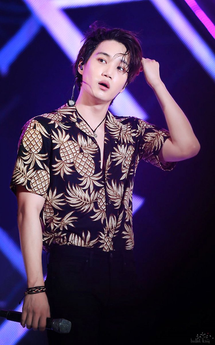BalletKingKAI's tweet photo. 180902 Sky Festival 
#엑소카이 #카이 #KAI https://t.co/yO9IJ1I43a