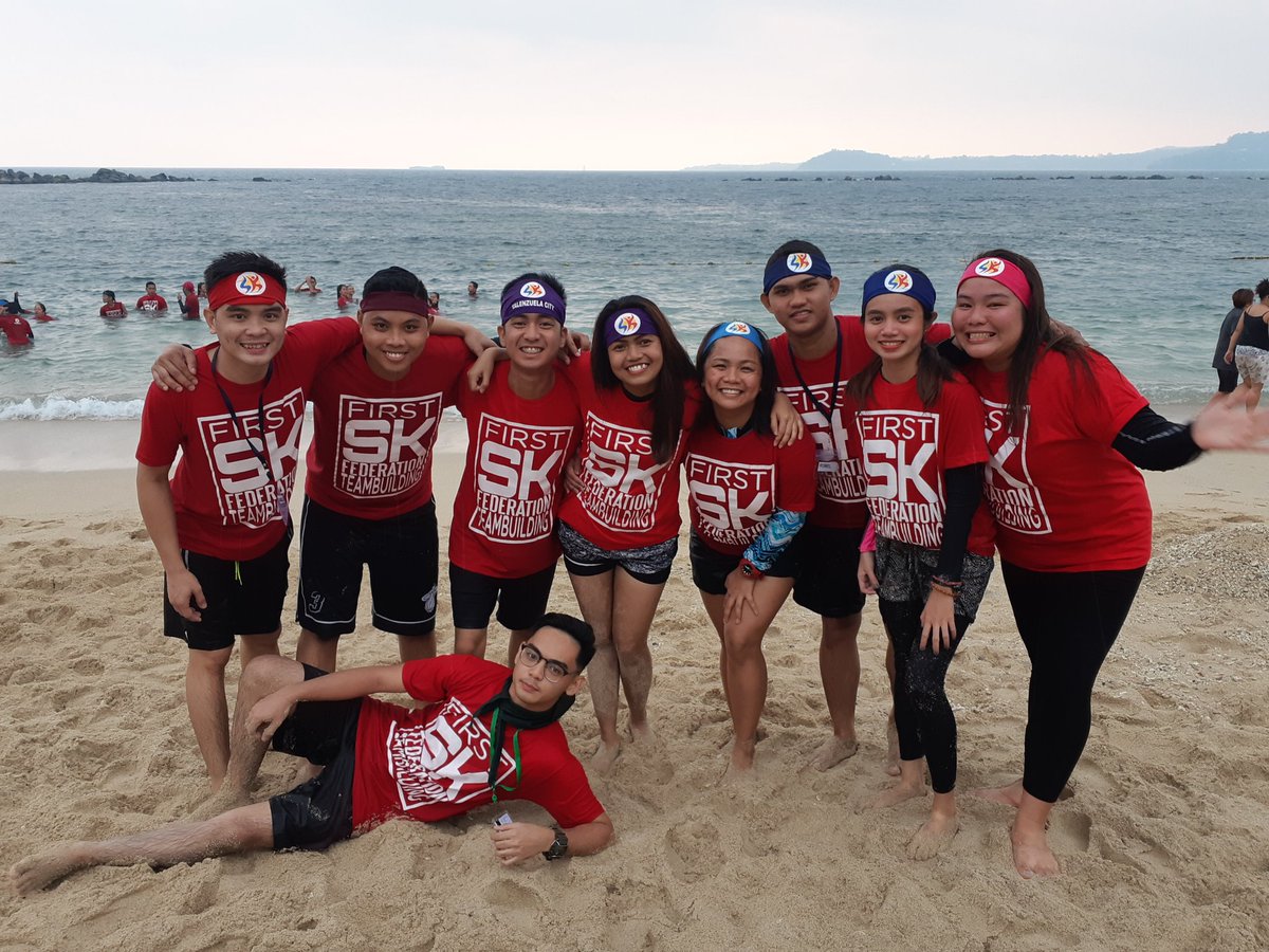 MarkkkAngelo's tweet photo. DAY 1 to DAY 3 was a full blast of happiness plus fulfillment! Sobrang solid ang mga naganap. As a first timer on SK Team Building sobrang worth it nito! Maraming salamat po, mayor @rex_gatchalian sa event po na ito, raffle, prizes plus a buko pie for all. #SKVALENZUELA #Malanday https://t.co/KeRGiVUsOk
