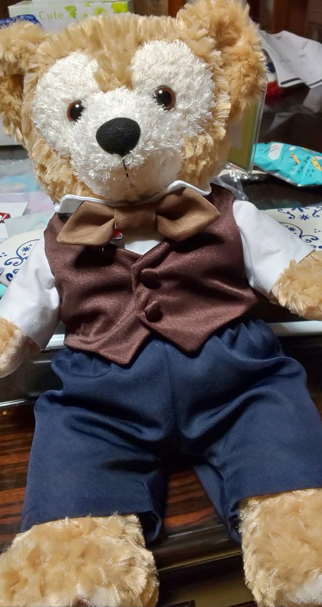 さえ せっせと結婚祝いのウェディングドールを制作中 型紙はすべて ことろ様 Cotoro Net のものを使わせていただきました シャツの襟と蝶ネクタイだけアレンジしてます ダッフィー ウェディングドール